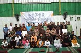 Pembukaan Bazar Pakaian Barokah